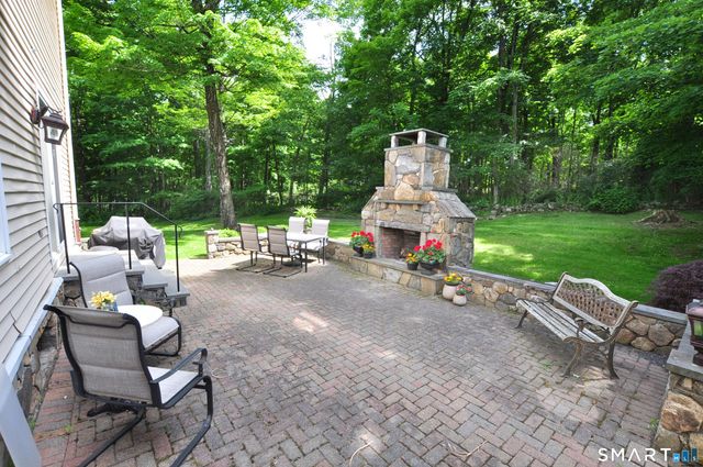 12 Revere Road, New Milford, CT 06776