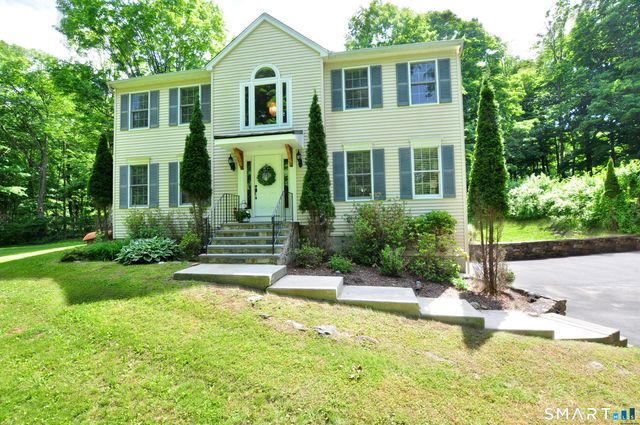 12 Revere Road, New Milford, CT 06776