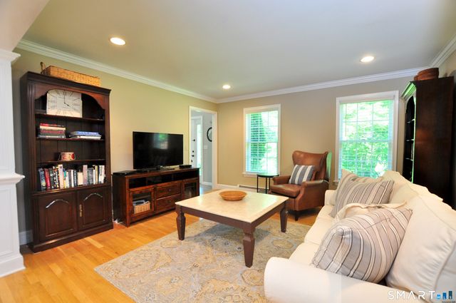 12 Revere Road, New Milford, CT 06776