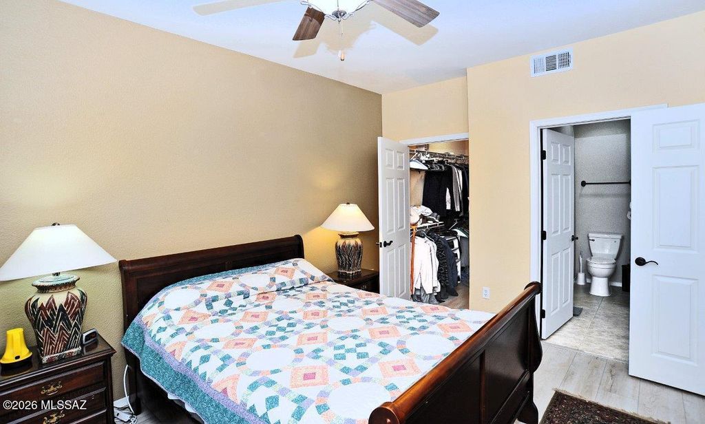 Image 19 of property listing at 1500 E Pusch Wilderness Dr Unit 8104, Tucson, AZ 85737