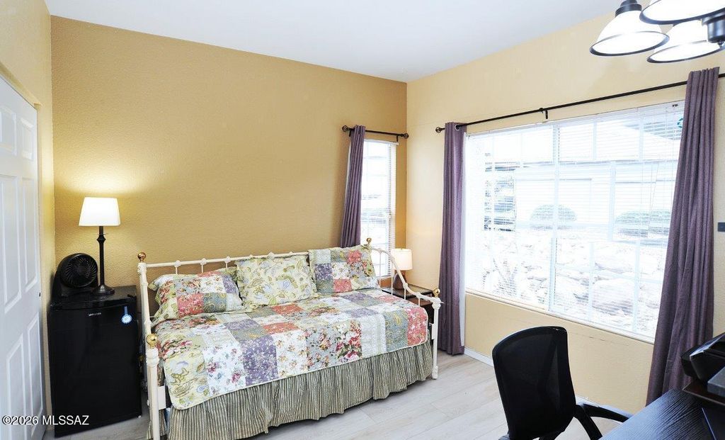 Image 25 of property listing at 1500 E Pusch Wilderness Dr Unit 8104, Tucson, AZ 85737