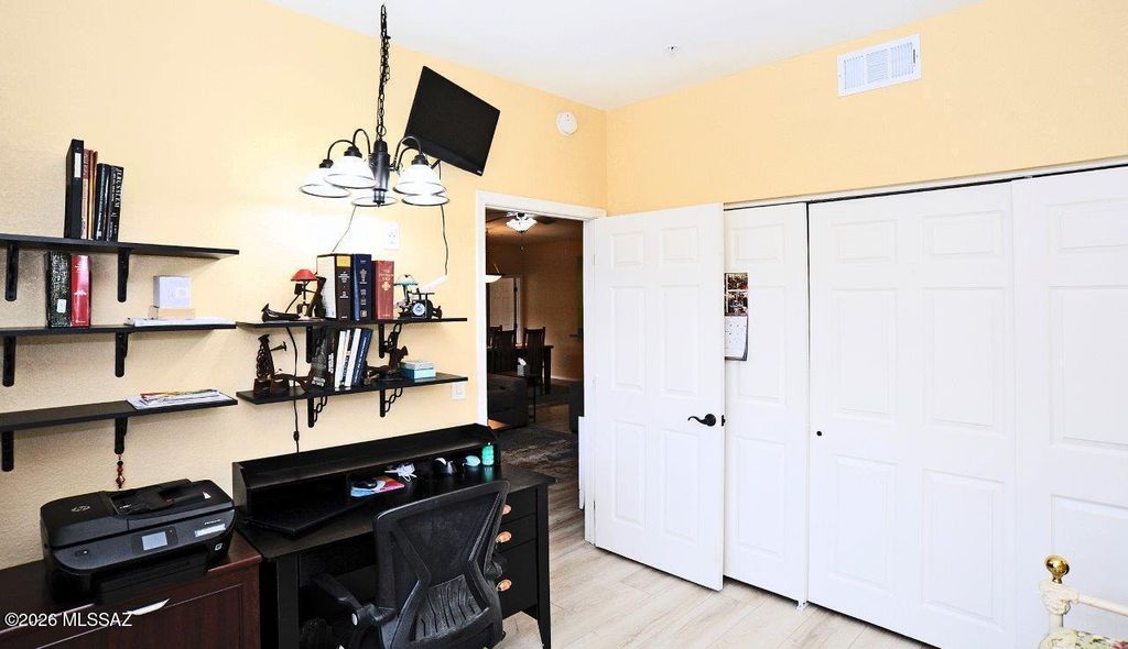 Image 26 of property listing at 1500 E Pusch Wilderness Dr Unit 8104, Tucson, AZ 85737