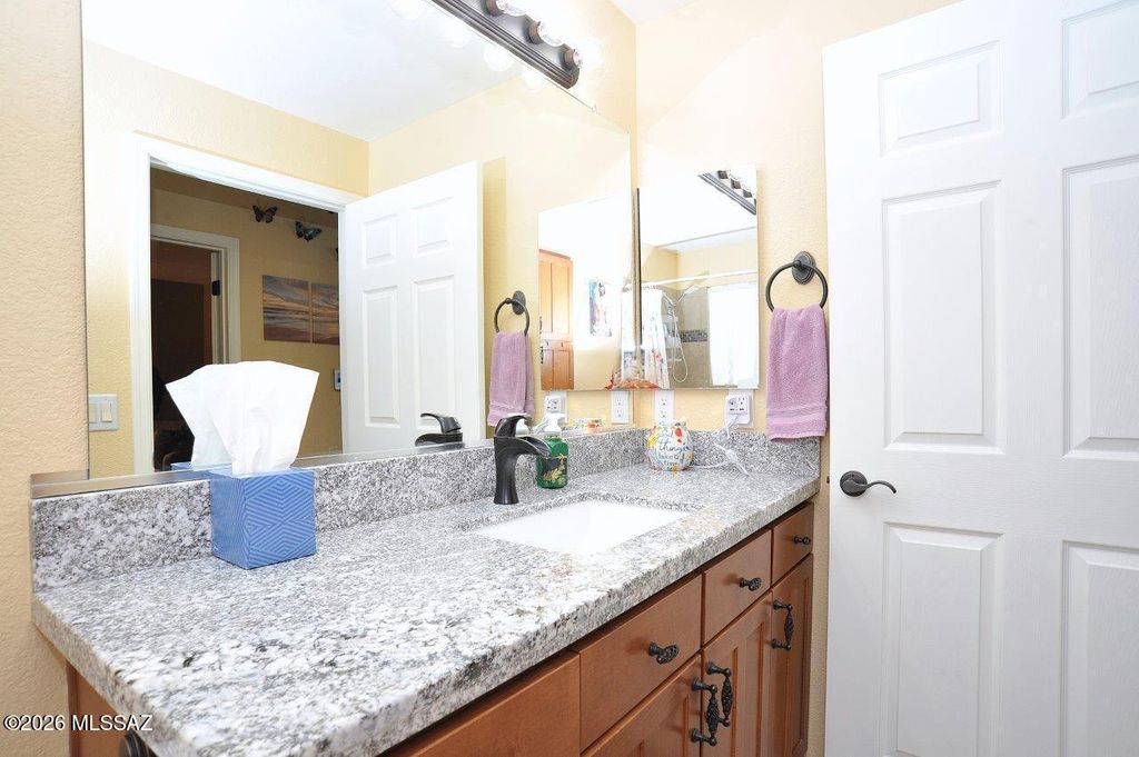 Image 29 of property listing at 1500 E Pusch Wilderness Dr Unit 8104, Tucson, AZ 85737