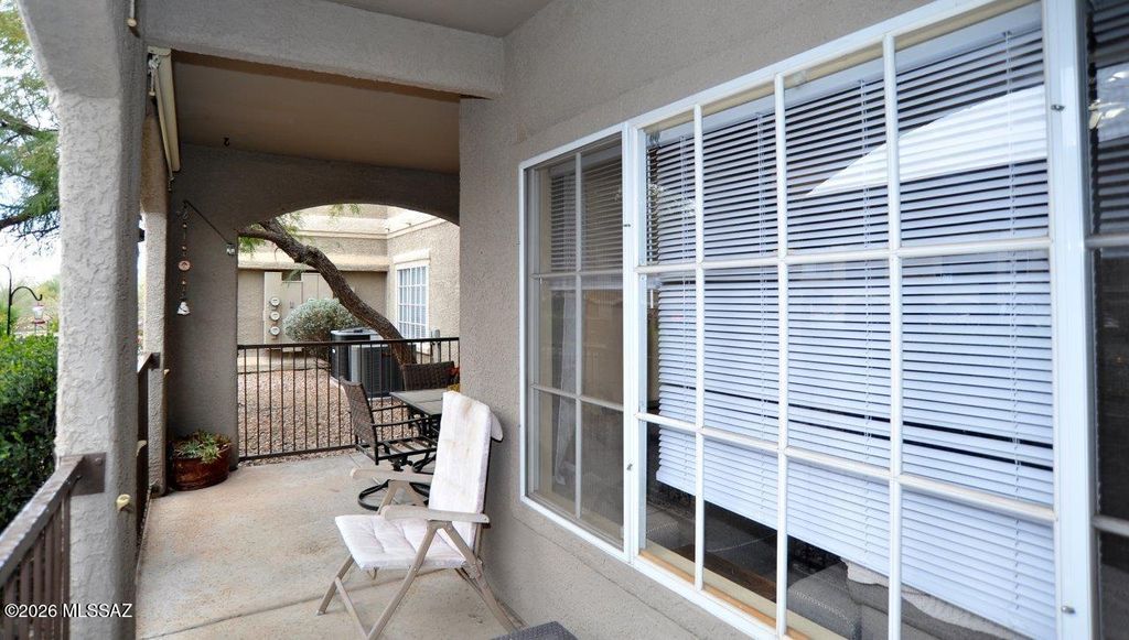 Image 34 of property listing at 1500 E Pusch Wilderness Dr Unit 8104, Tucson, AZ 85737
