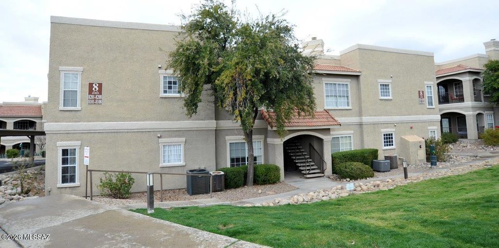 Image 36 of property listing at 1500 E Pusch Wilderness Dr Unit 8104, Tucson, AZ 85737