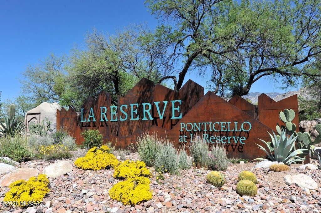 Image 38 of property listing at 1500 E Pusch Wilderness Dr Unit 8104, Tucson, AZ 85737