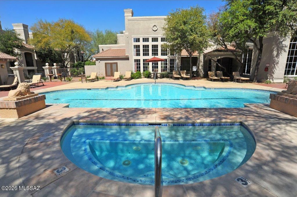 Image 40 of property listing at 1500 E Pusch Wilderness Dr Unit 8104, Tucson, AZ 85737