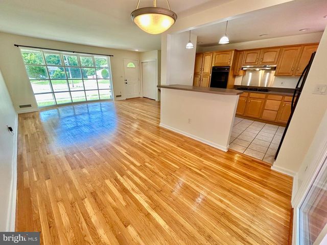 986 SHERBROOK CIR, Somerdale, NJ 08083