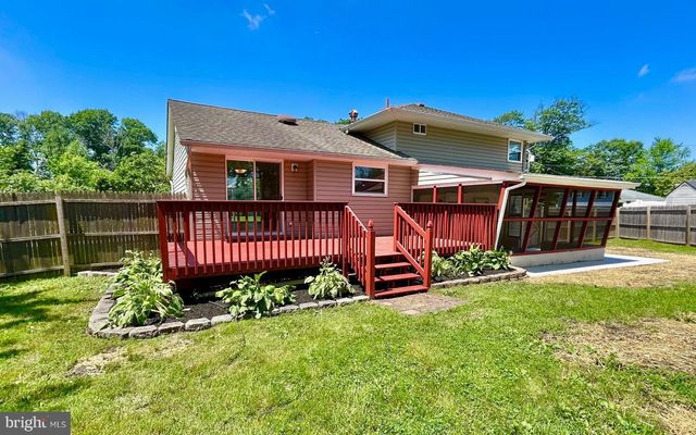986 SHERBROOK CIR, Somerdale, NJ 08083