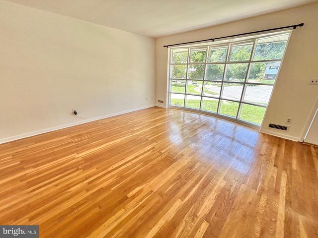 986 SHERBROOK CIR, Somerdale, NJ 08083