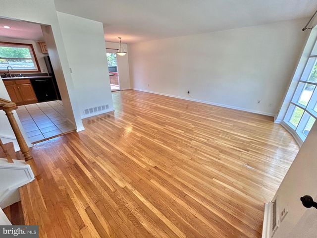 986 SHERBROOK CIR, Somerdale, NJ 08083