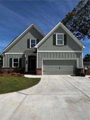 198 Summit Avenue, Marietta, GA 30060