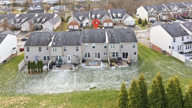 157 Kensington Dr, Ohio Twp, PA 15237