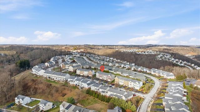 157 Kensington Dr, Ohio Twp, PA 15237