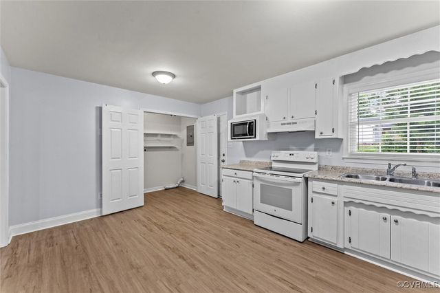 425 S 20th Ave, Hopewell, VA 23860