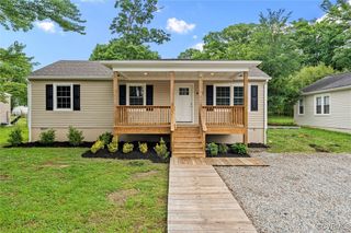 425 S 20th Ave, Hopewell, VA 23860