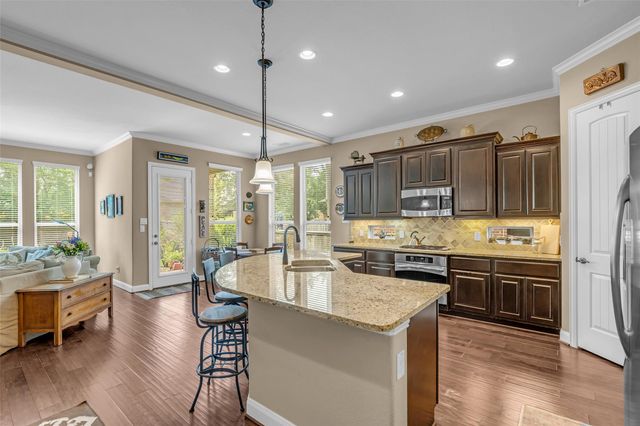 43 Hearthshire Circle Circle, The Woodlands, TX 77354