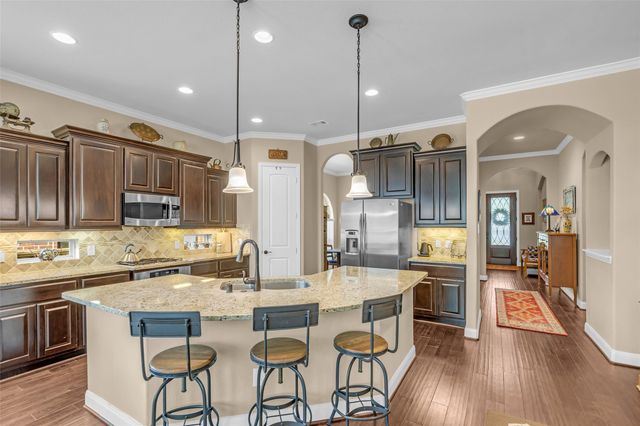 43 Hearthshire Circle Circle, The Woodlands, TX 77354
