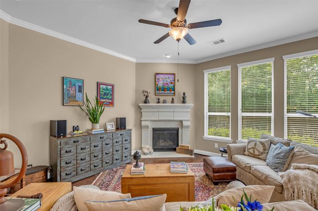 43 Hearthshire Circle Circle, The Woodlands, TX 77354