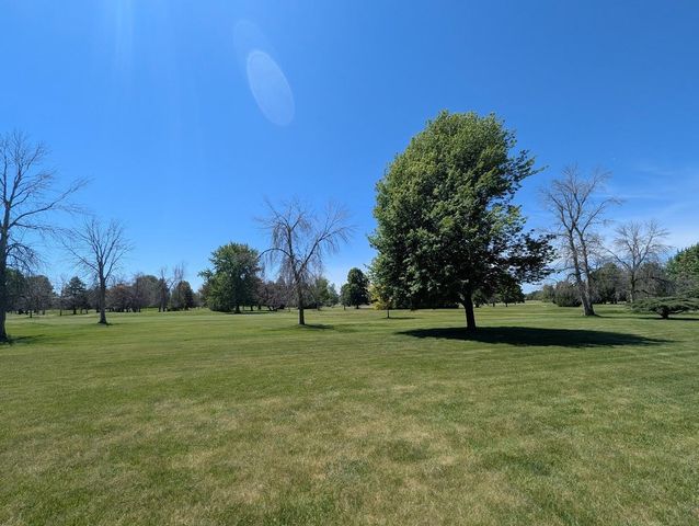 1015 MARICOPA DRIVE, Oshkosh, WI 54904