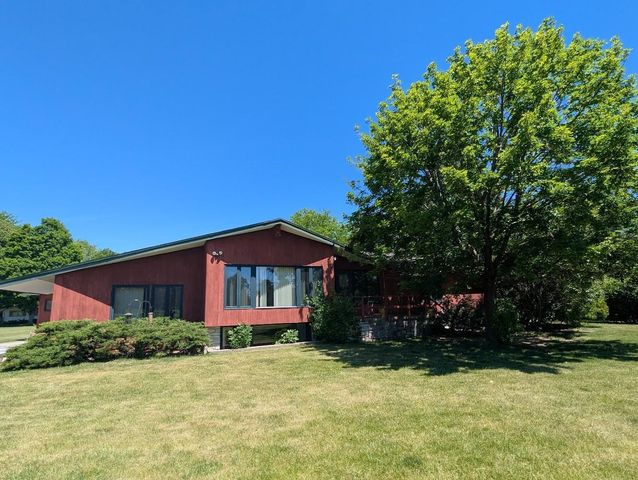 1015 MARICOPA DRIVE, Oshkosh, WI 54904