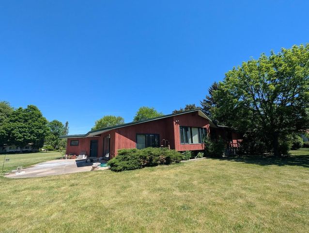 1015 MARICOPA DRIVE, Oshkosh, WI 54904