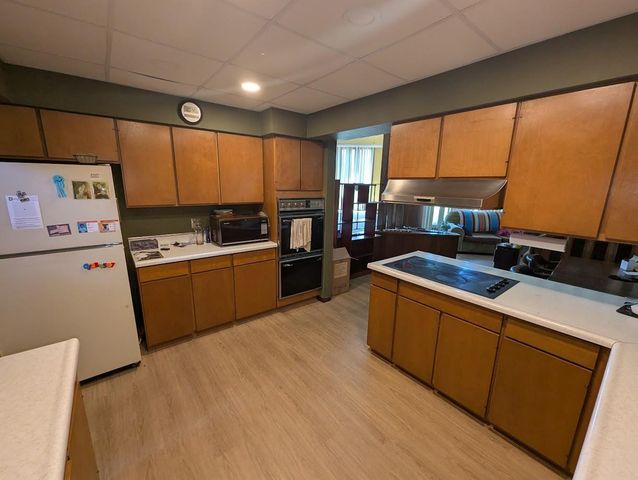 1015 MARICOPA DRIVE, Oshkosh, WI 54904