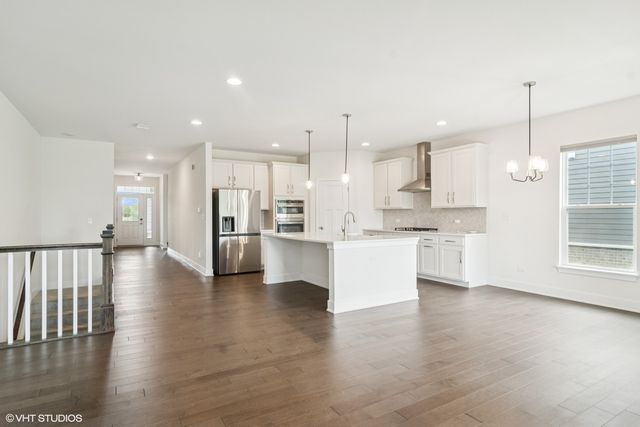 23068 N Pinehurst Drive, Kildeer, IL 60047