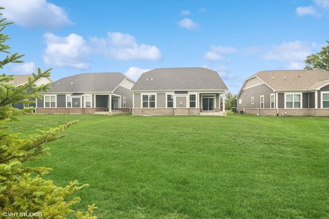 23068 N Pinehurst Drive, Kildeer, IL 60047