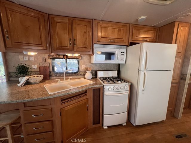 2296 Big Bear Lane, Paso Robles, CA 93446
