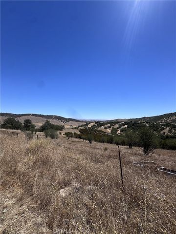 2296 Big Bear Lane, Paso Robles, CA 93446