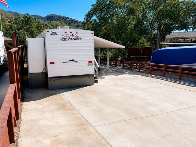 2296 Big Bear Lane, Paso Robles, CA 93446