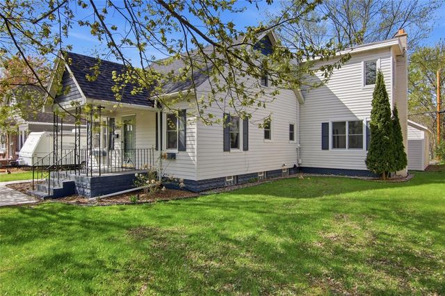1534 Badger Avenue, Eau Claire, WI 54701