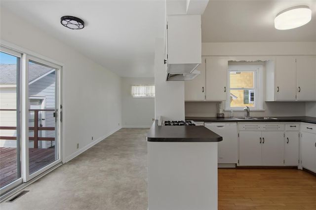 1534 Badger Avenue, Eau Claire, WI 54701