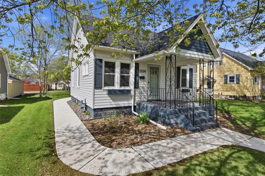1534 Badger Avenue, Eau Claire, WI 54701