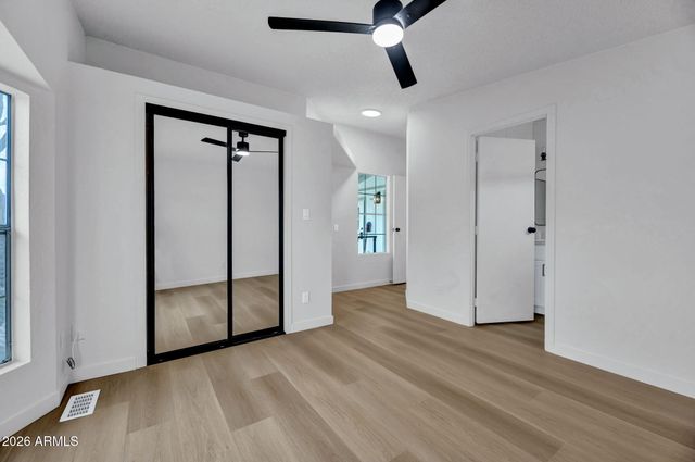 6081 S OAKMONT Drive, Chandler, AZ 85249