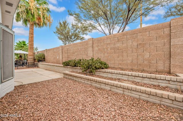 6081 S OAKMONT Drive, Chandler, AZ 85249