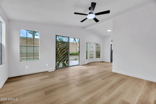 6081 S OAKMONT Drive, Chandler, AZ 85249