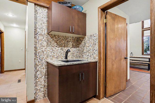 524 SAW MILL RD, Mechanicsburg, PA 17055