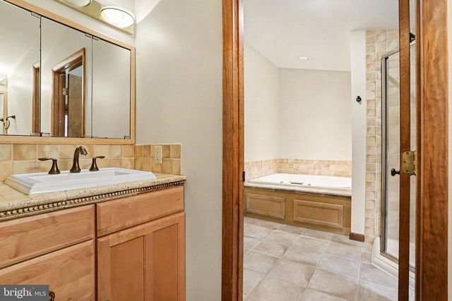 524 SAW MILL RD, Mechanicsburg, PA 17055