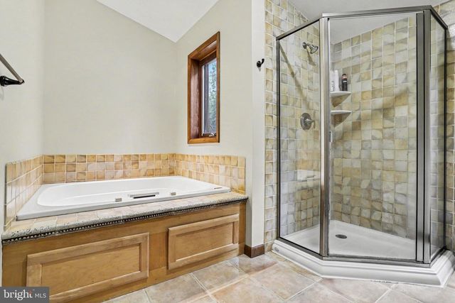 524 SAW MILL RD, Mechanicsburg, PA 17055