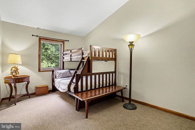 524 SAW MILL RD, Mechanicsburg, PA 17055