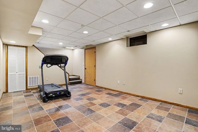 524 SAW MILL RD, Mechanicsburg, PA 17055