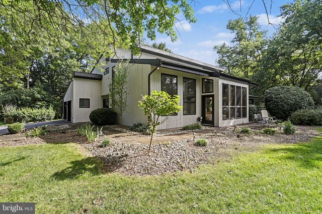 524 SAW MILL RD, Mechanicsburg, PA 17055