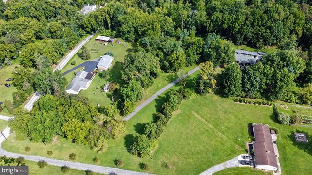 524 SAW MILL RD, Mechanicsburg, PA 17055
