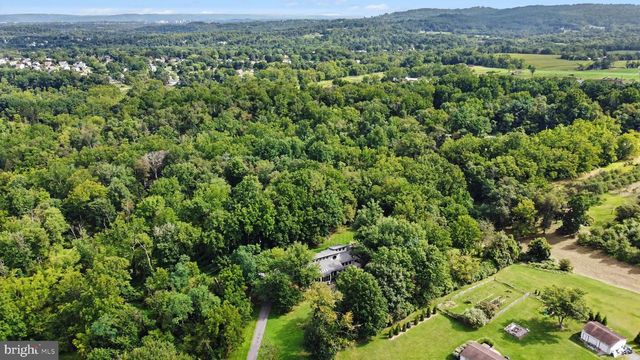 524 SAW MILL RD, Mechanicsburg, PA 17055