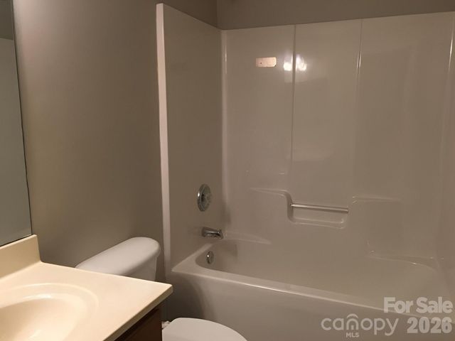 3139 Falling Rock Court, Charlotte, NC 28213