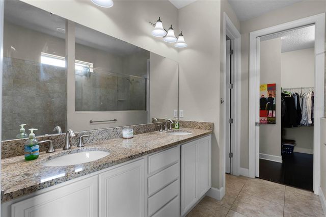 30215 BRETTON LOOP, Mount Dora, FL 32757