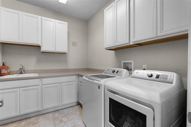 30215 BRETTON LOOP, Mount Dora, FL 32757