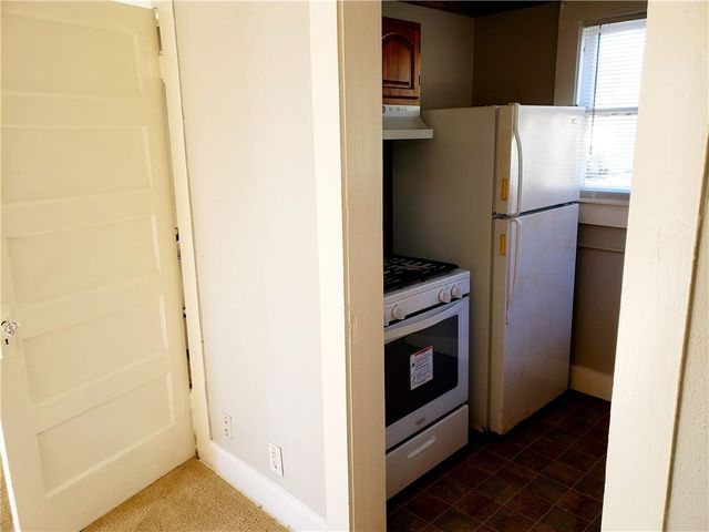 402 N Augusta, Dallas, TX 75214